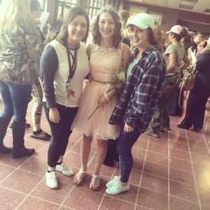 Meet your Posher, Jasmine